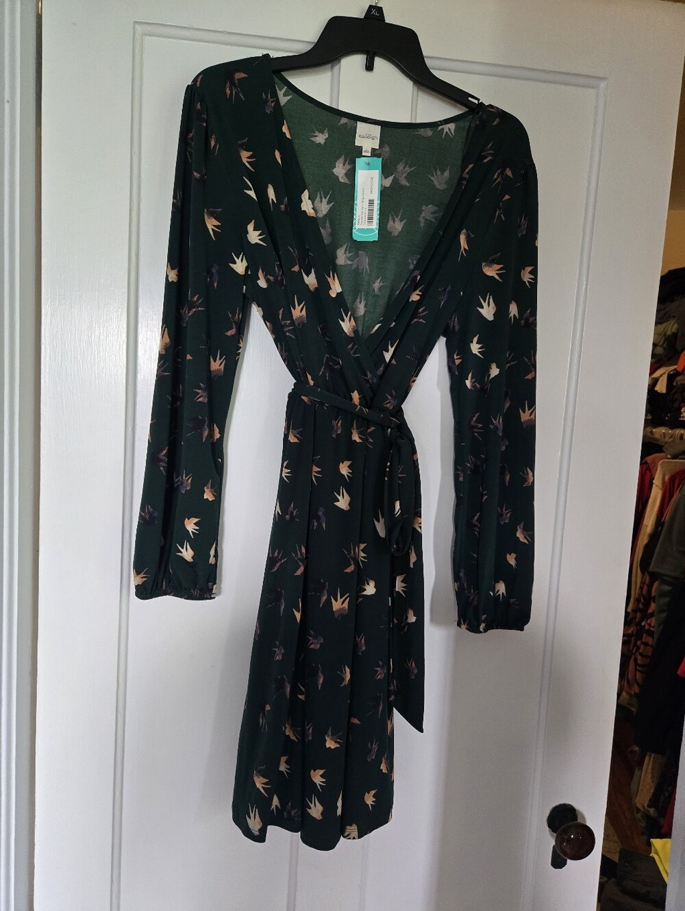 Unknown Brand Dark Green Floral Wrap Dress
